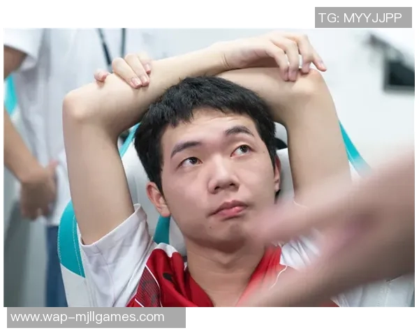 JDG在冠军杯中的技术表现分析与战术解读探讨实时数据